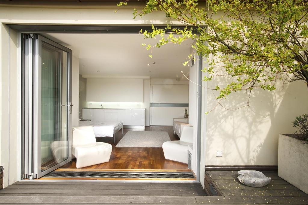 Luxury Penthouse Apartment Praha Bagian luar foto